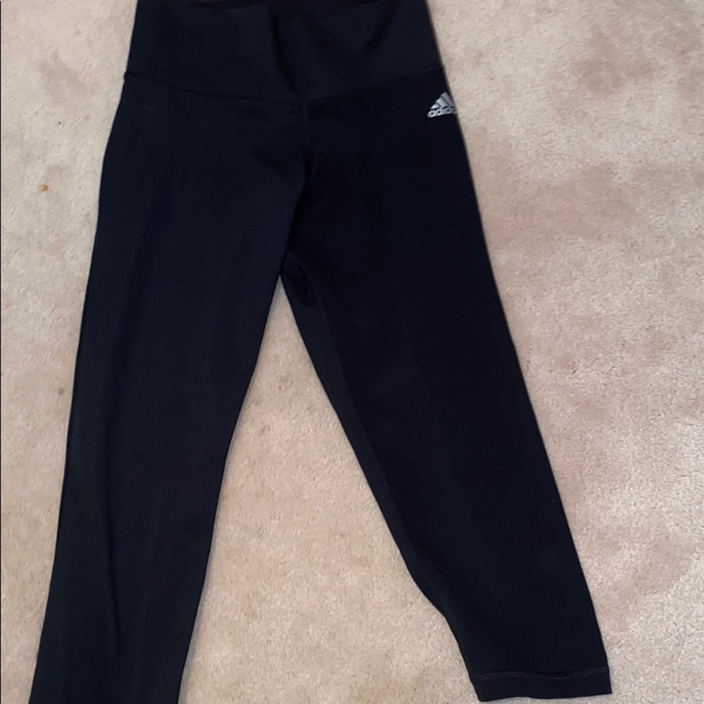 Cropped Black Leggings